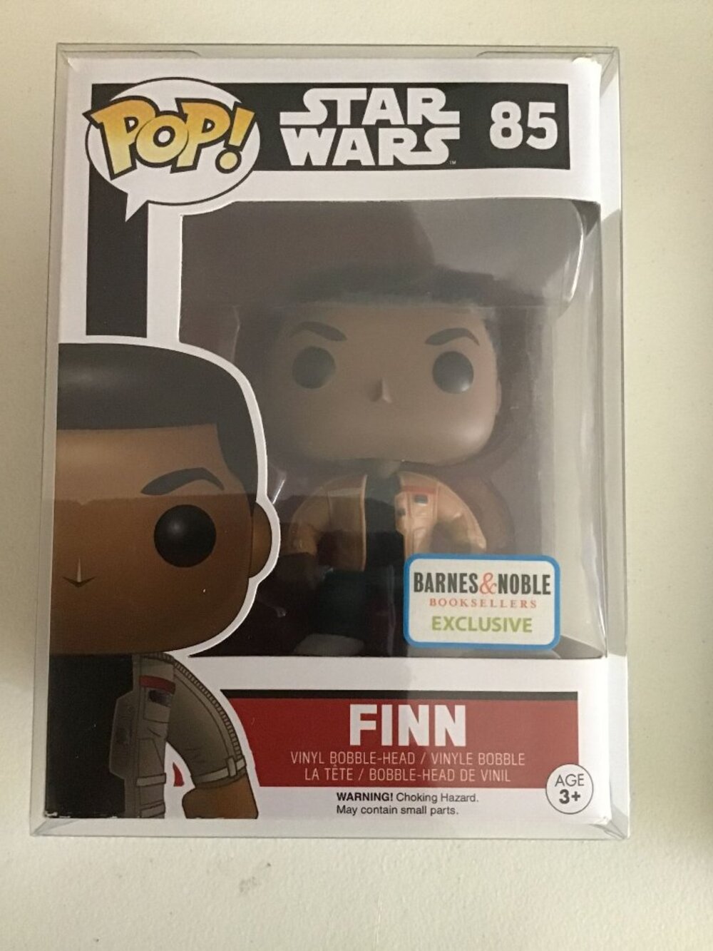 Funko Pop Star Wars Finn Lightsaber #85 Barnes Noble Exclusive John Boyega Prot